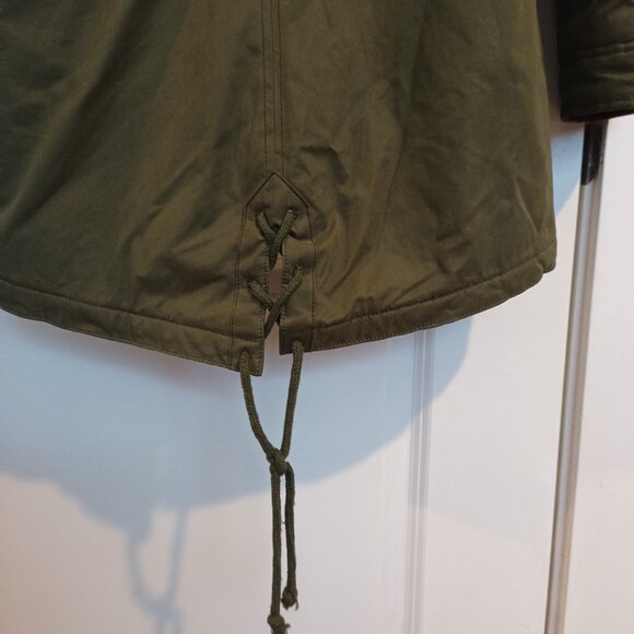 Hollister Women's Fleece Lined Coat Size Medium - Picture 7 of 9